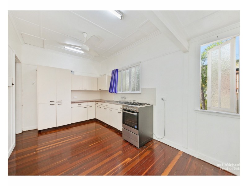 18 Charlotte Street, Wandal QLD 4700