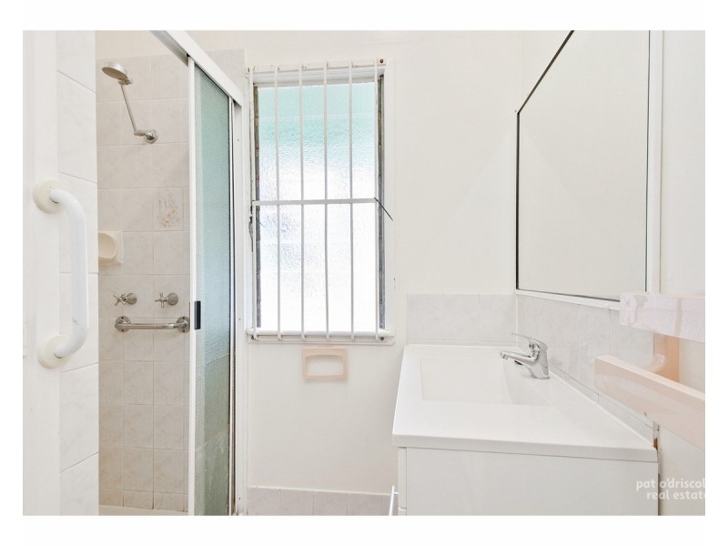 18 Charlotte Street, Wandal QLD 4700