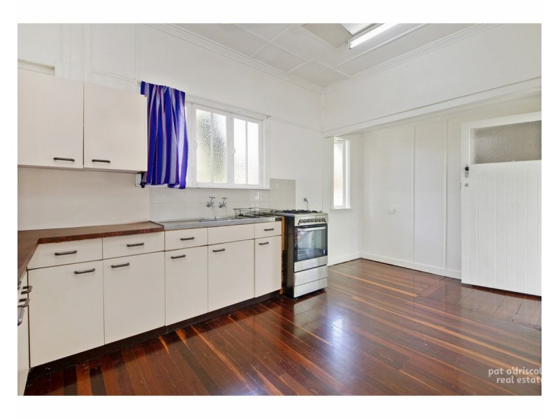 18 Charlotte Street, Wandal QLD 4700