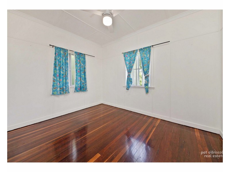 18 Charlotte Street, Wandal QLD 4700