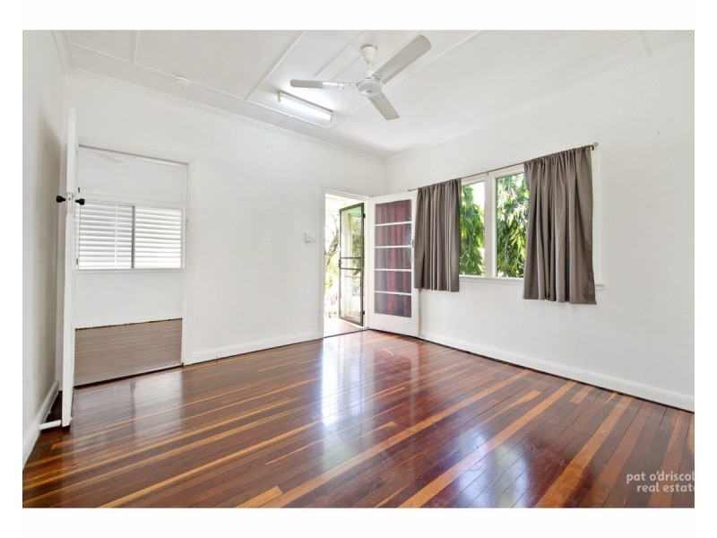 18 Charlotte Street, Wandal QLD 4700