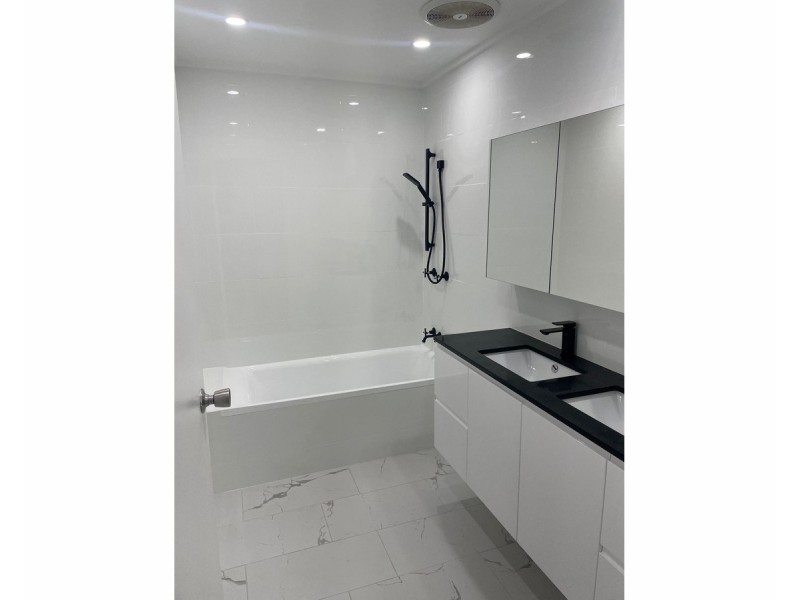 3 Reservoir Street, Gracemere QLD 4702