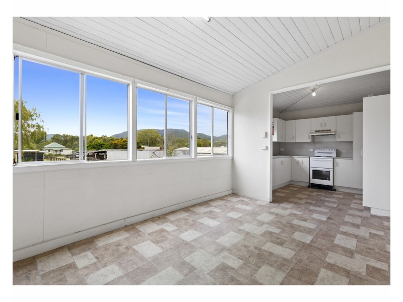 201 Lakes Creek Road, Berserker QLD 4701