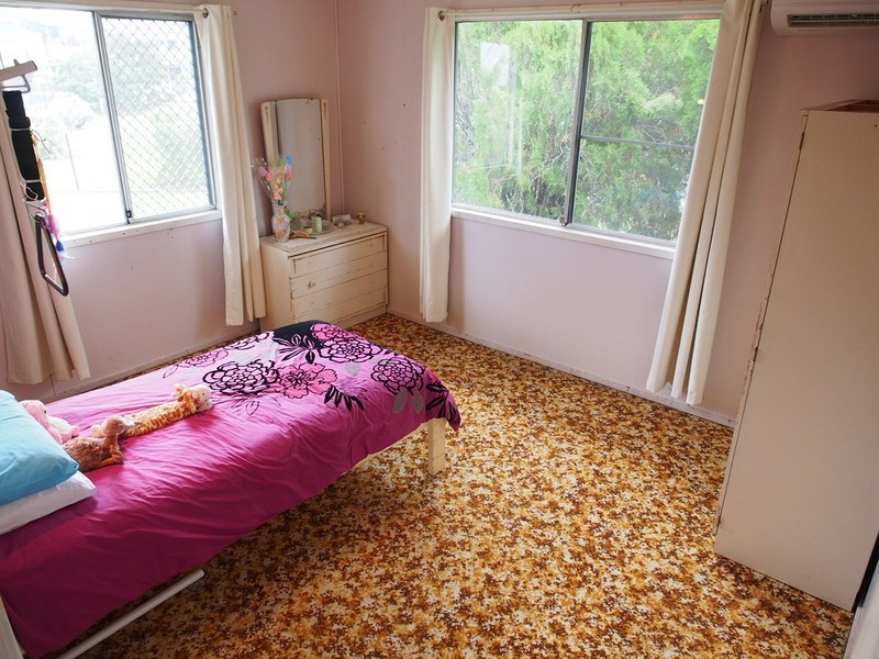 8 Snelling Street, Park Avenue QLD 4701