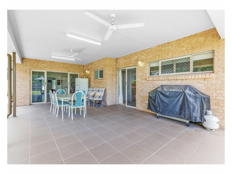 84 Brecknell Street, The Range QLD 4700