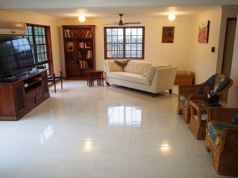 12 Cruden Street, Frenchville QLD 4701