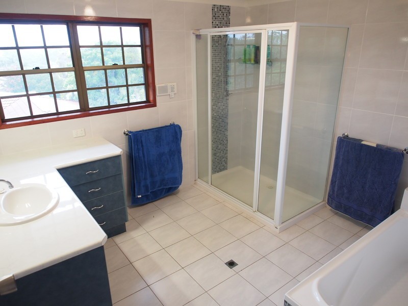 12 Cruden Street, Frenchville QLD 4701