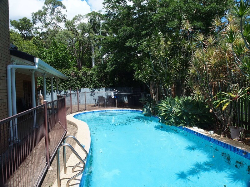 12 Cruden Street, Frenchville QLD 4701