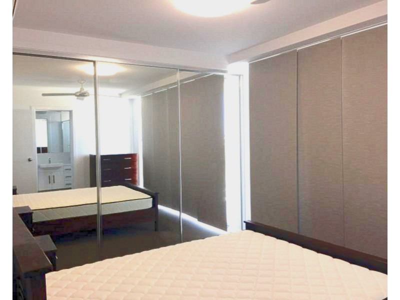 701/2-4 Victoria Parade, Rockhampton City QLD 4700