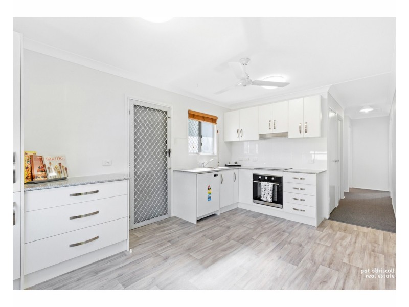 46 Stenlake Avenue, Kawana QLD 4701