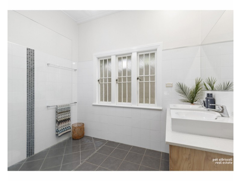 108 Caroline Street, The Range QLD 4700