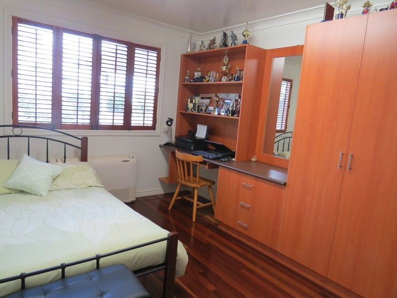22 King Street, The Range QLD 4700
