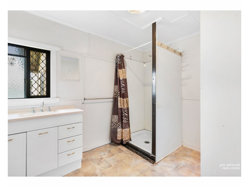 36 Hinchliff Street, Kawana QLD 4701