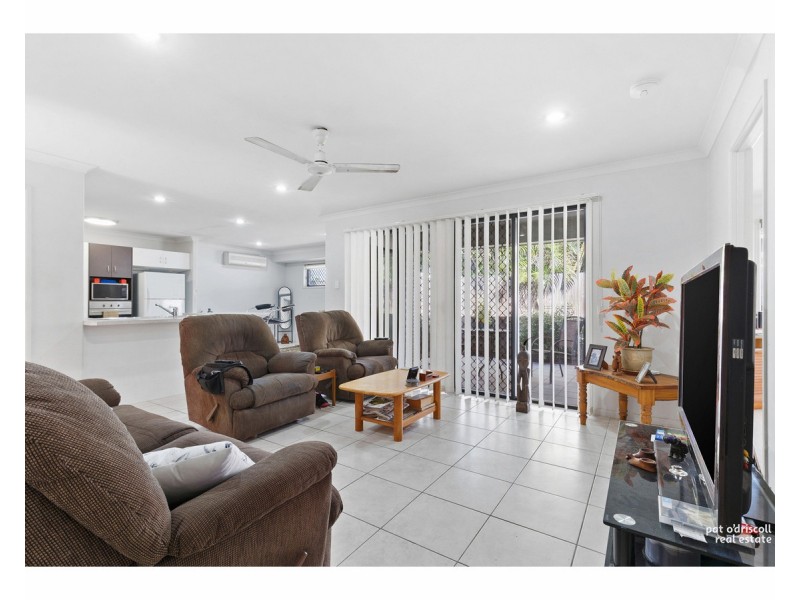 2/269 Richardson Road, Kawana QLD 4701
