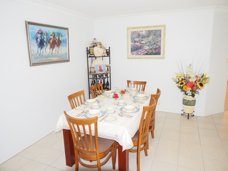 18 Sunrise Crescent, Gracemere QLD 4702