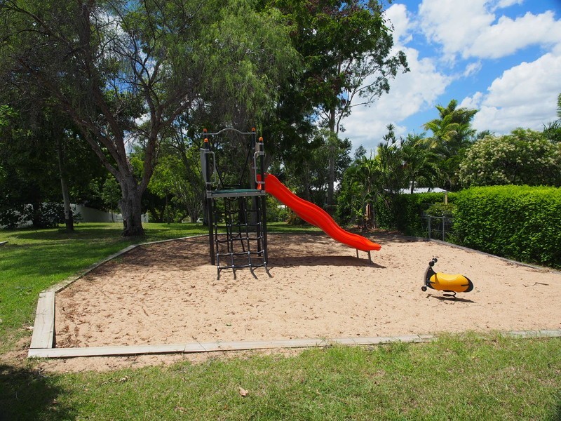 18 Sunrise Crescent, Gracemere QLD 4702