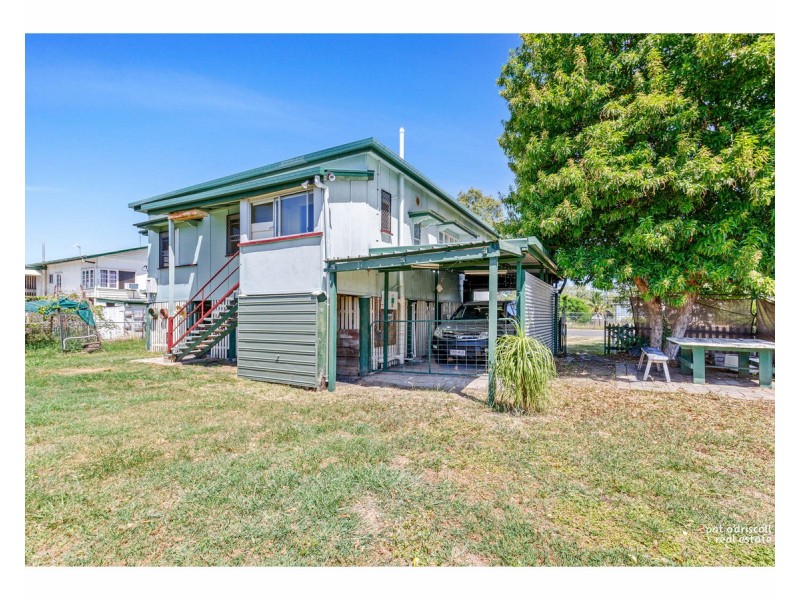 1A Welch Street, Park Avenue QLD 4701