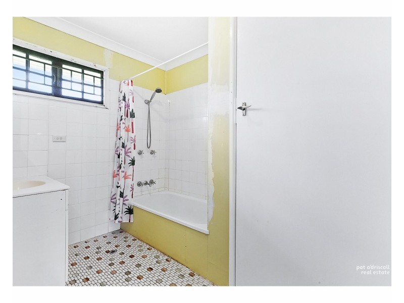 135 Dee Street, Koongal QLD 4701