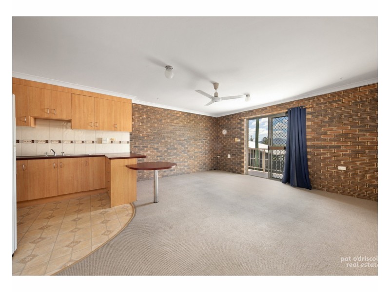 4/223 Denham Street, The Range QLD 4700