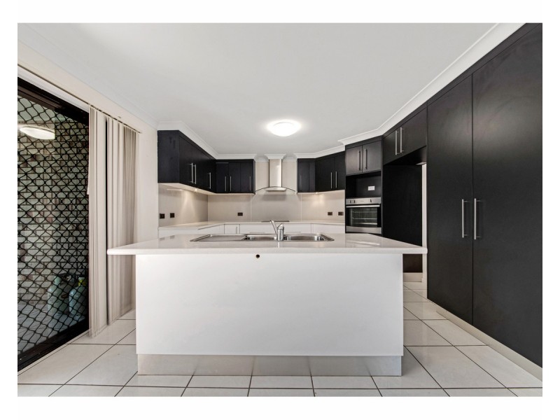 3 Connemara Drive, Kawana QLD 4701