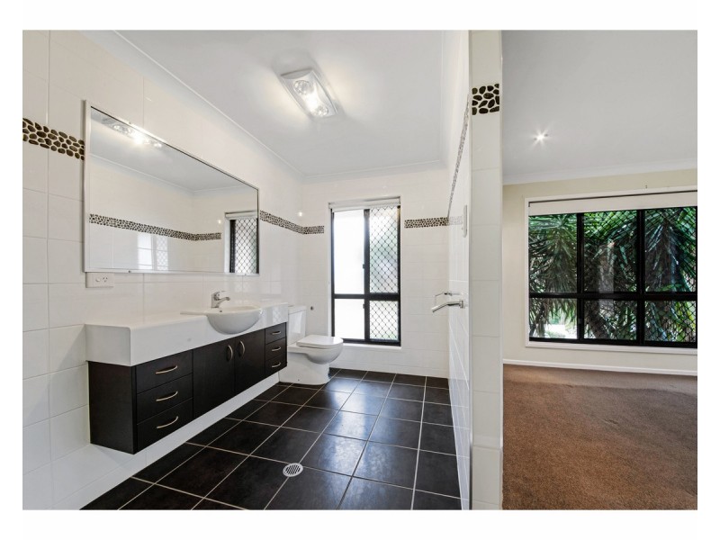 3 Connemara Drive, Kawana QLD 4701