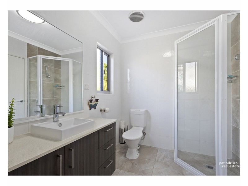 5 Connemara Drive, Kawana QLD 4701