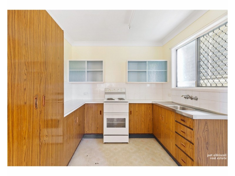 107 Buzacott Street, Park Avenue QLD 4701