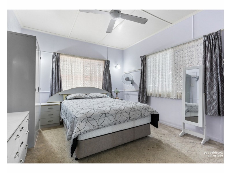 136 Richardson Road, Park Avenue QLD 4701