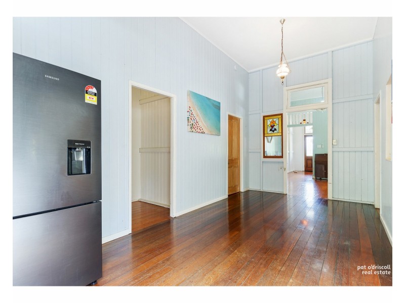 6 Bauhinia Terrace, The Range QLD 4700