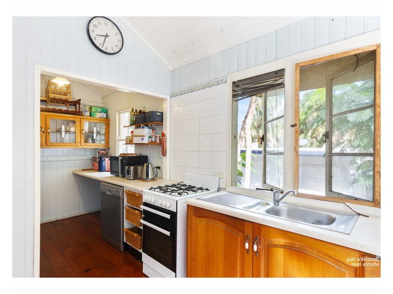 6 Bauhinia Terrace, The Range QLD 4700