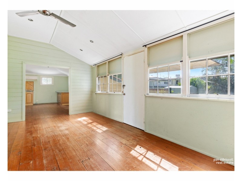 48 Haynes Street, Park Avenue QLD 4701