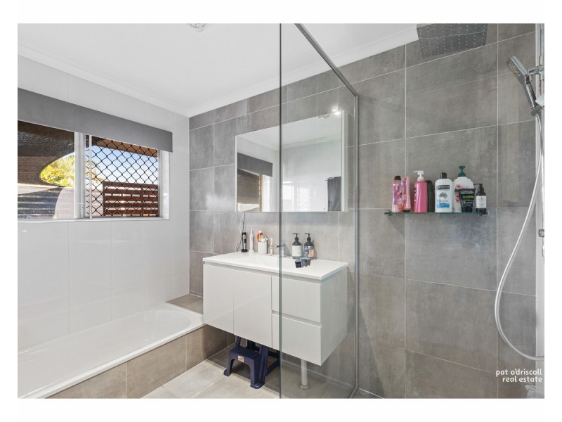 8 Ames Street, Kawana QLD 4701