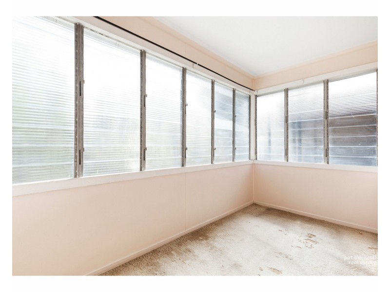 108 Park Street, Park Avenue QLD 4701