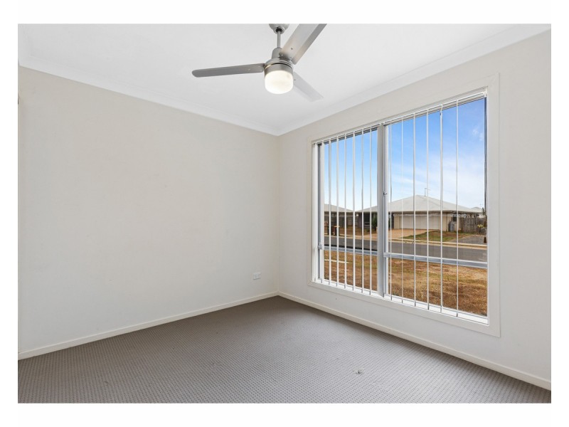 1 Clint Close, Gracemere QLD 4702