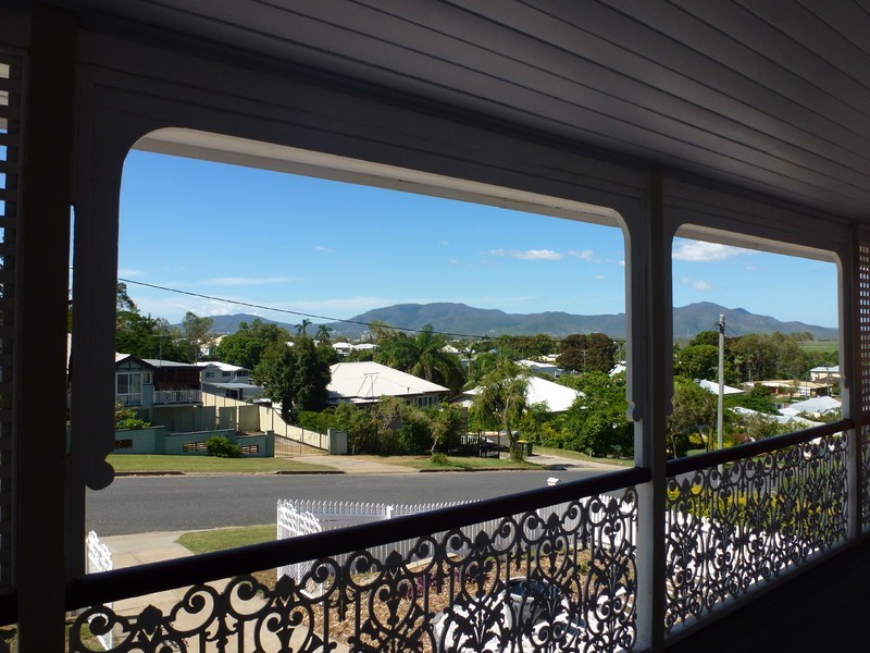 13 Lamington Street, The Range QLD 4700