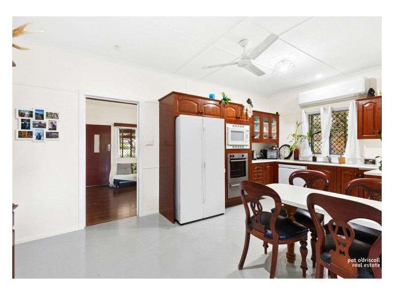 12 Wentworth Terrace, The Range QLD 4700