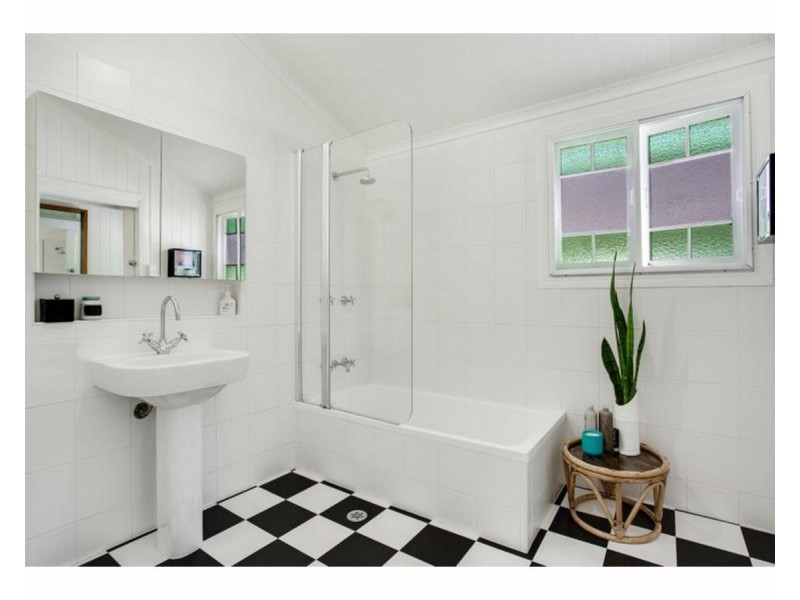 20 Gillespie Street, Wandal QLD 4700