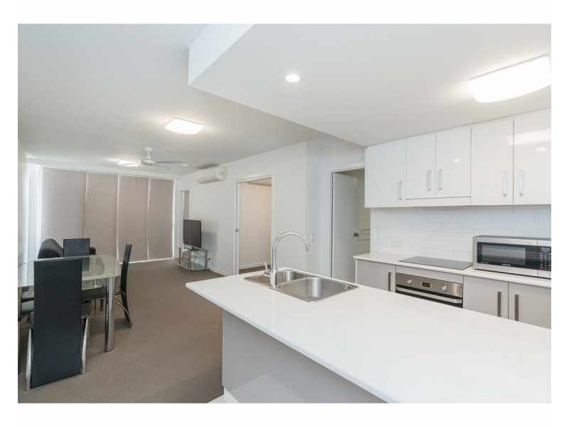 703/2-4 Victoria Parade, Rockhampton City QLD 4700