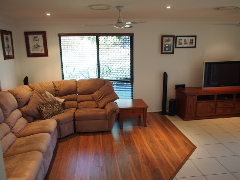 44 Peppermint Drive, Kawana QLD 4701