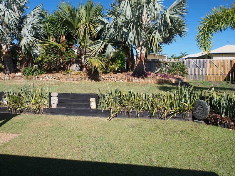 44 Peppermint Drive, Kawana QLD 4701