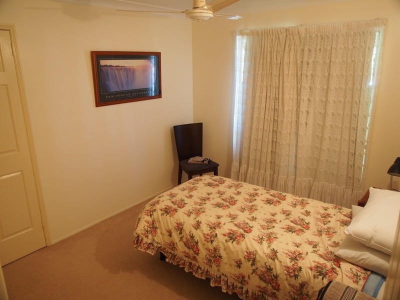 15 Mackay Street, Lakes Creek QLD 4701