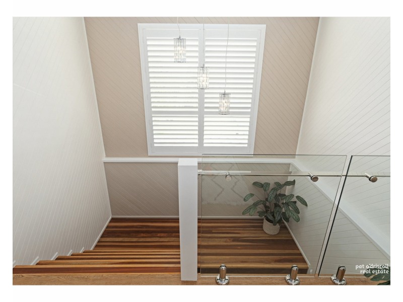 1048 Belmont Road, Glendale QLD 4711