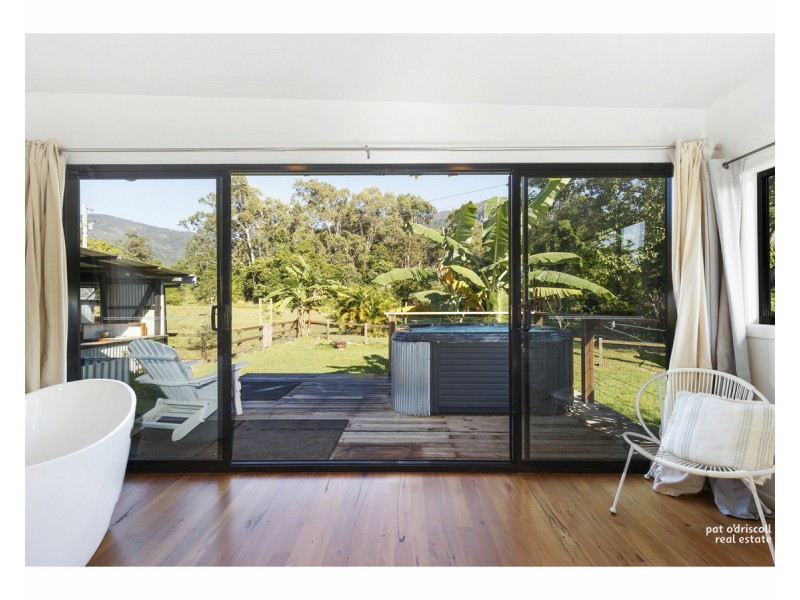 6 Polka Road, Byfield QLD 4703