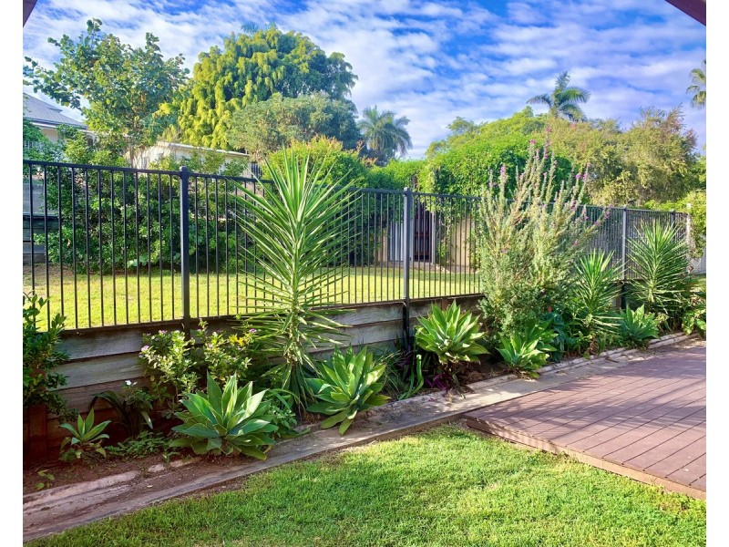 19 Pennycuick Street, The Range QLD 4700