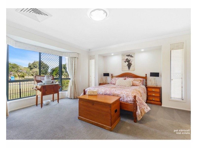 6 Sandys Place, Kawana QLD 4701