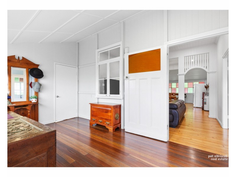 17 Main Street, Park Avenue QLD 4701