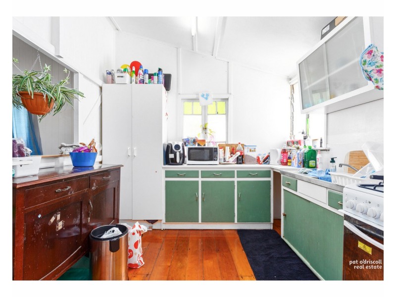 26 Brighton Street, Berserker QLD 4701
