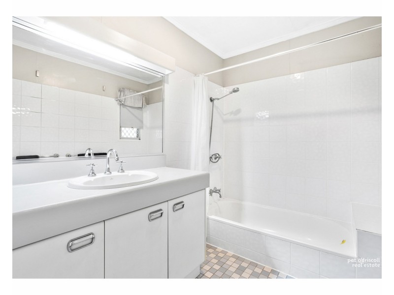 186 Schmidt Street, Frenchville QLD 4701