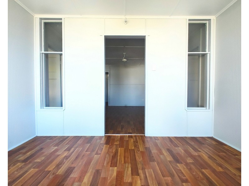 6 Short Street, Allenstown QLD 4700