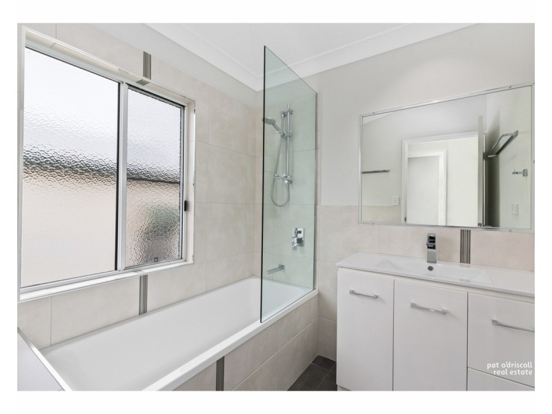 12 Arnold Street, Allenstown QLD 4700